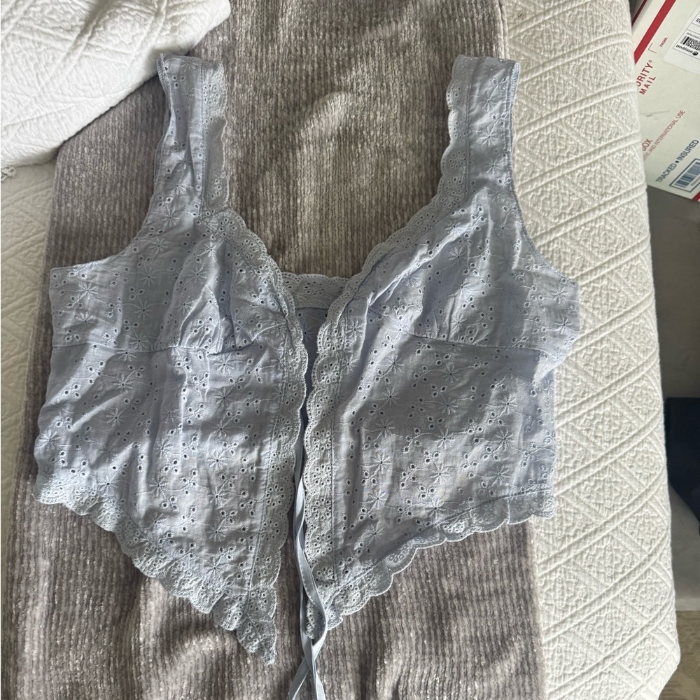 Sundays | Sky to Moon | light blue, eyelet lace top